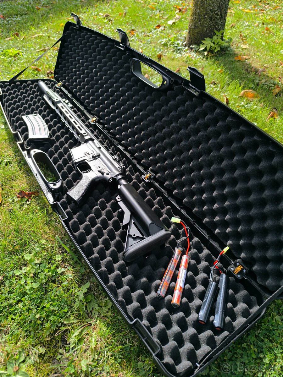 M4A1 Sailent Arms - CYMA - 3