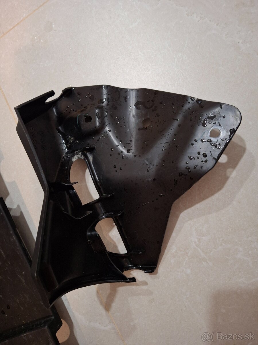 Spodný kryt can am 570 - 3