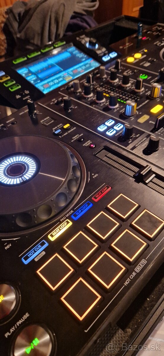 Pioneer Rx2 + zomo case + decksaver - 3