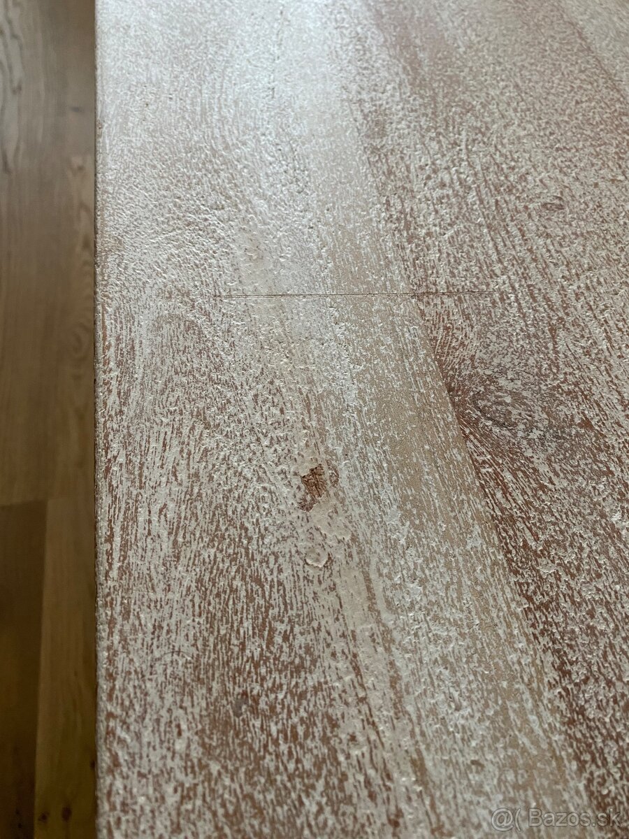 Konferenčný stolík - 3