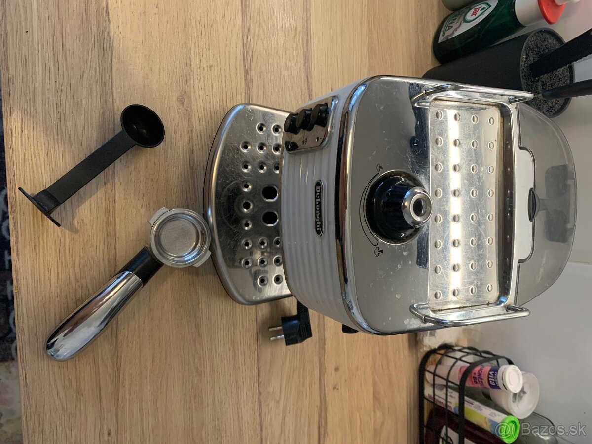 Pákový kavovar Delonghi - 3