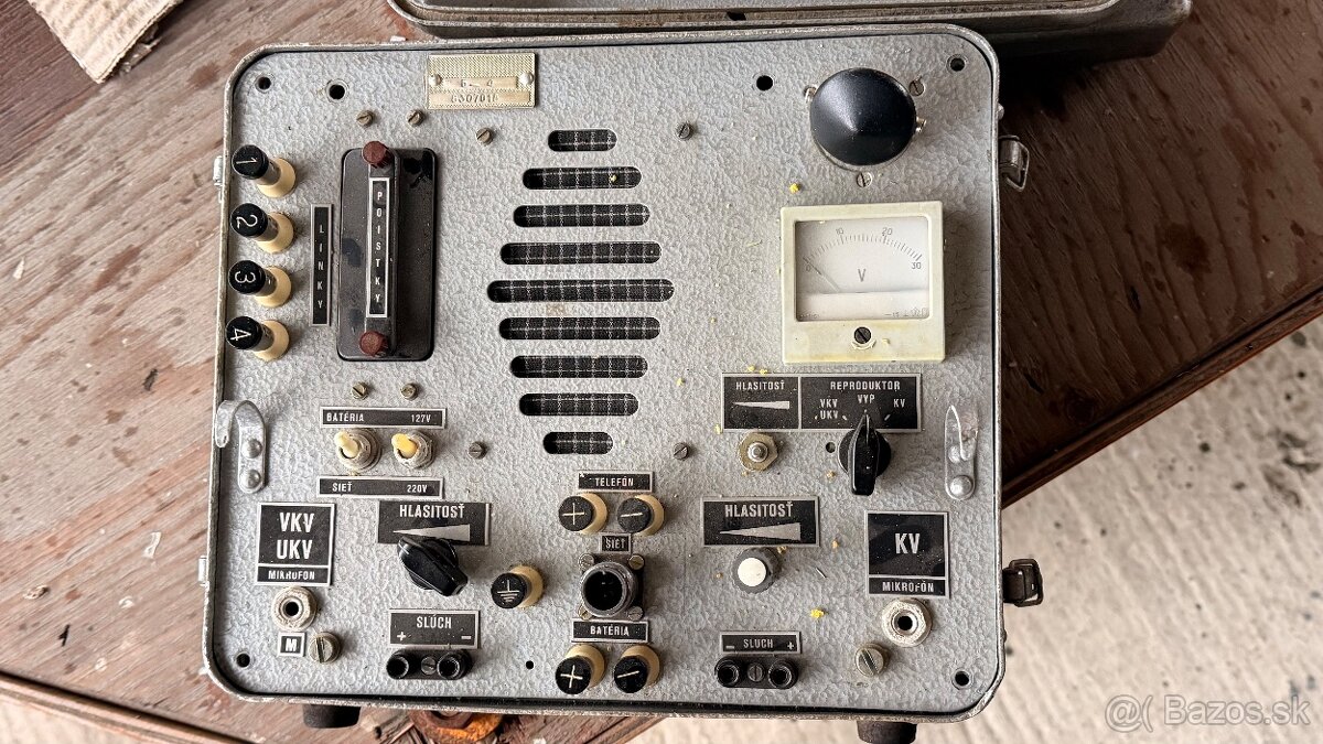 Predám garnitúru k rádiostanici R-849 - 3