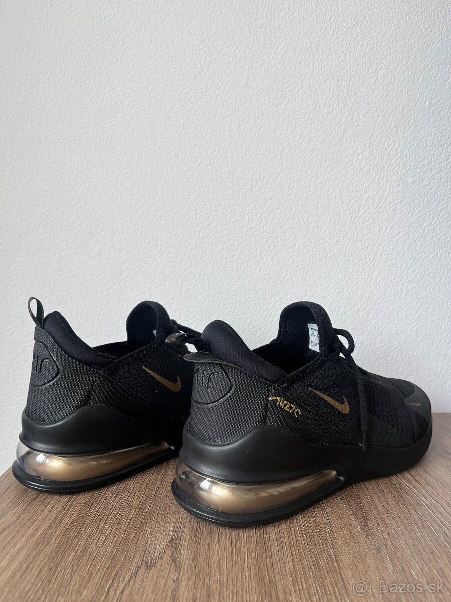 NIKE AIR MAX 270 - 3