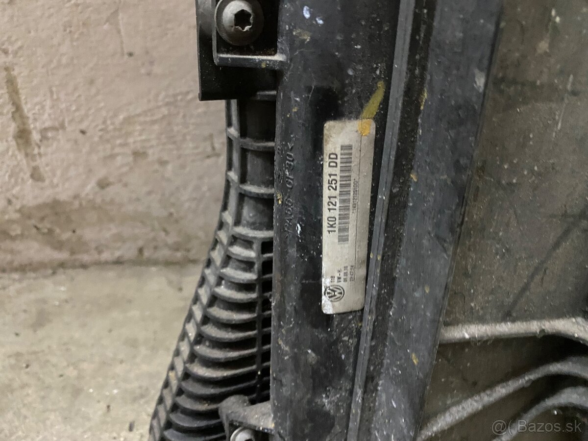 Chladičová stena Octavia Golf touran - 3