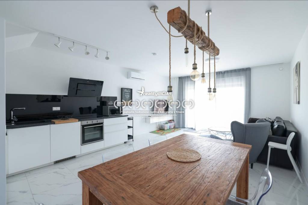 PRIVLAKA - Radový dom - predaj - 3