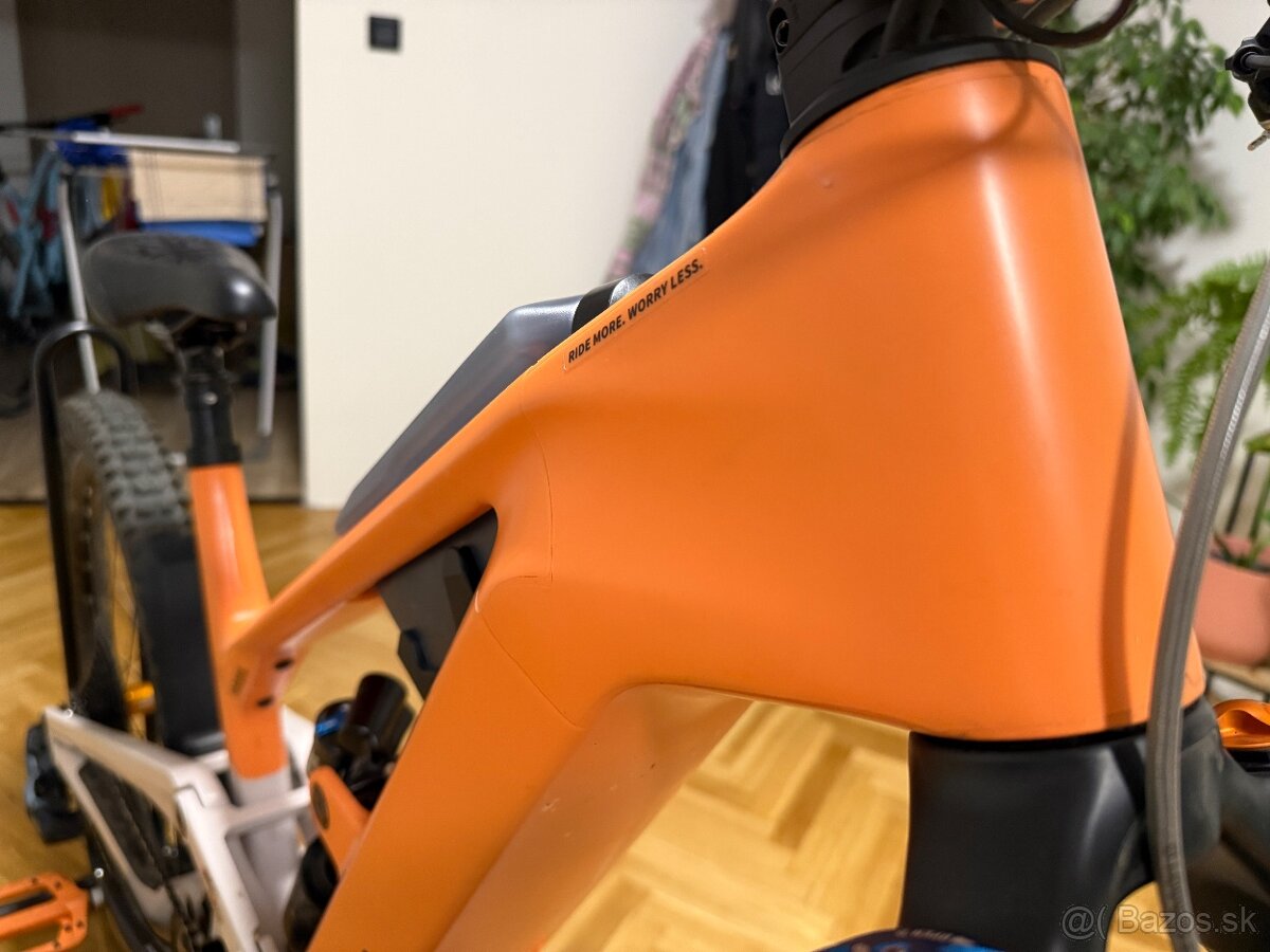 CANYON TORQUE :ON CF - 3