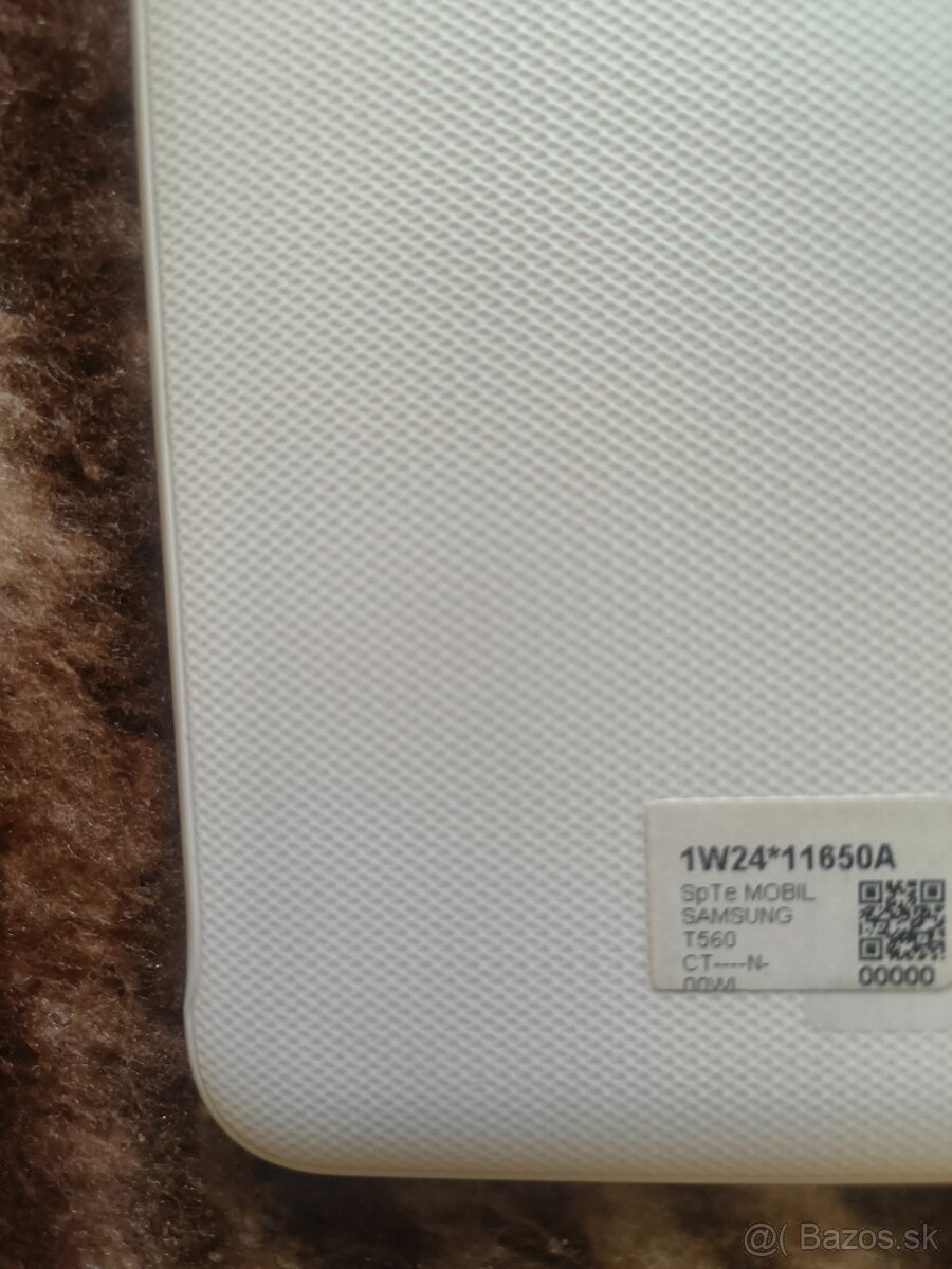 Predám tablet Samsung e sm t-560 - 3