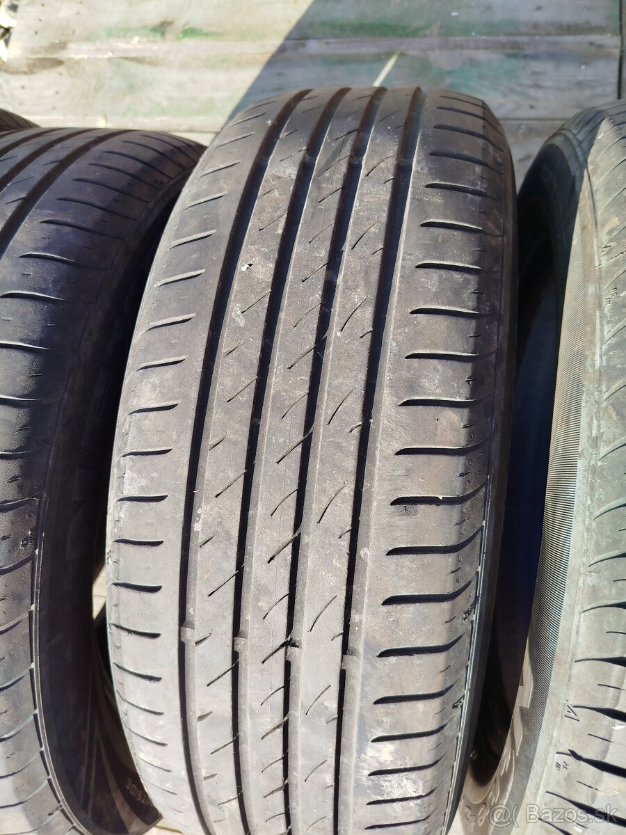 225/60 R17. 99H - 3