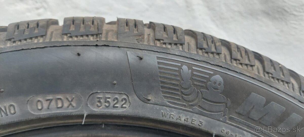 215/45/R17 Michelin Alpin 6 - 3