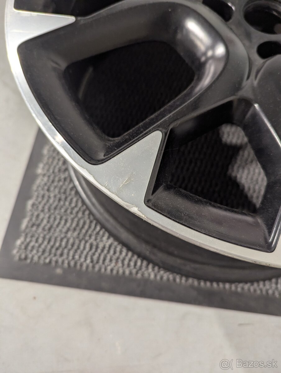 Original Abarth 17 palcové koleso 52015750 - 3