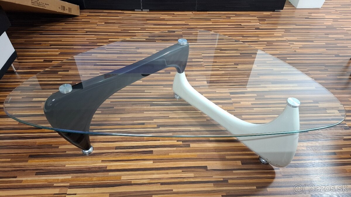 Konferenčný stolík - 3