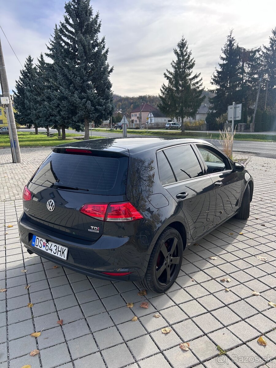 VW Golf 7 Hatchback - 3