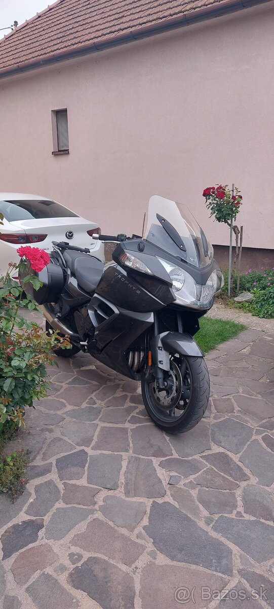 Triumph Trophy SE Tempomat - 3