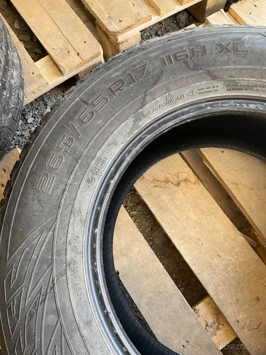 Nokian 265/65 r17 - 3