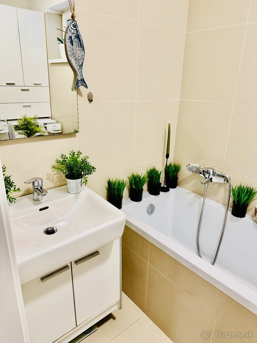 Predáme dom blízko centra Trenčína - 3