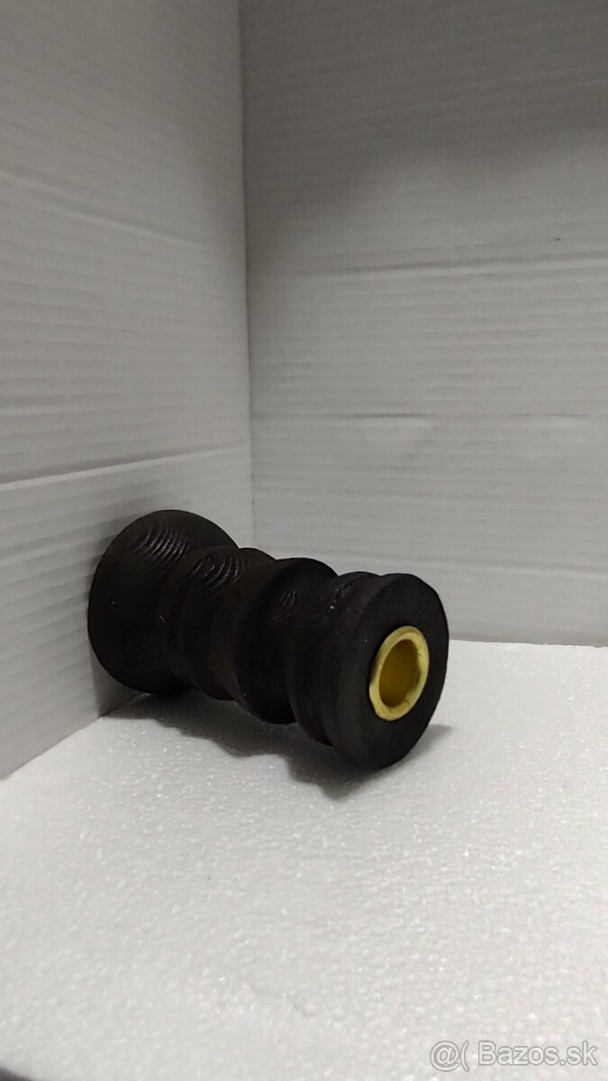 Malý zeleny svietnik 7€ - drevo - 3