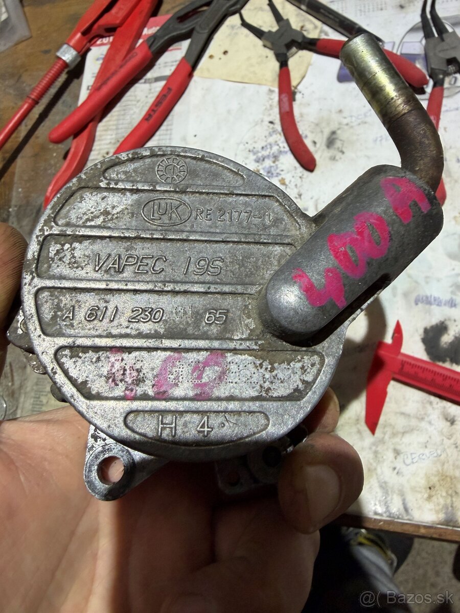 Podtlakové čerpadlo Mercedes - 3