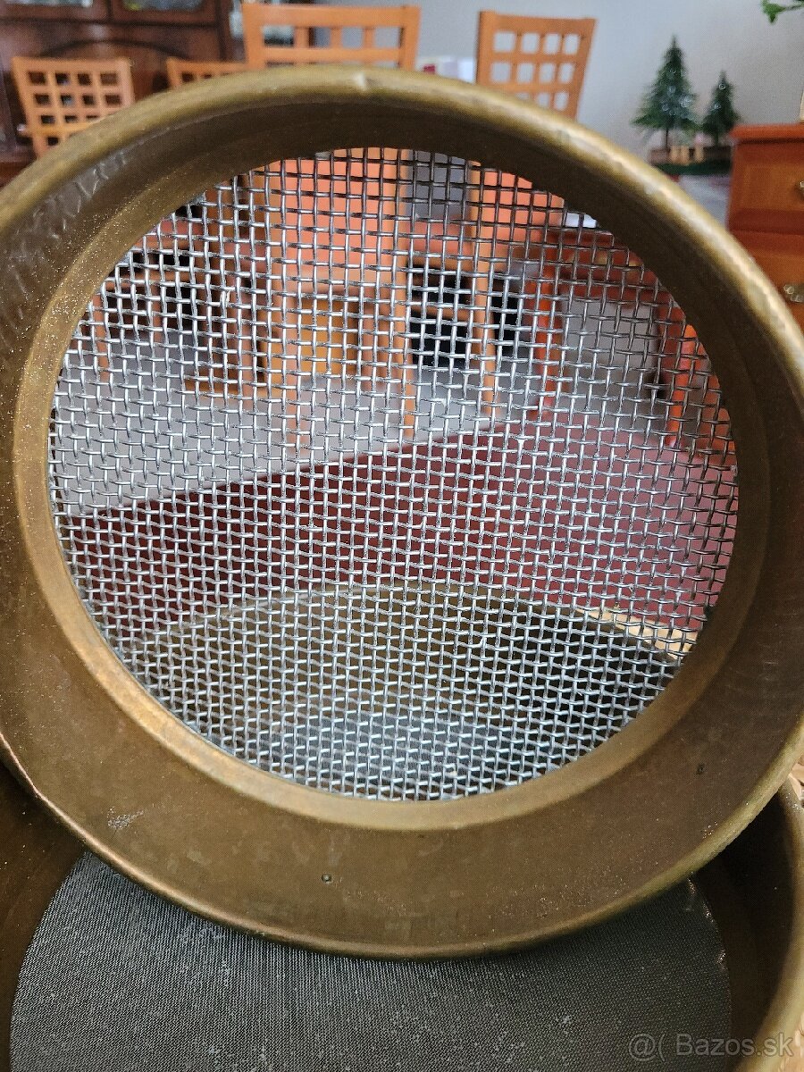 Laboratórne sitá - 3