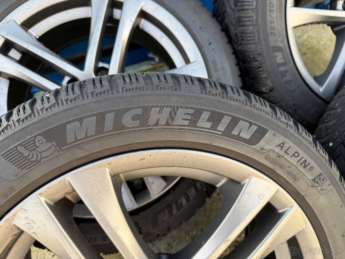 Zimna sada Škoda Octavia 205/50 R17 - Michelin Alpin 6 - 3