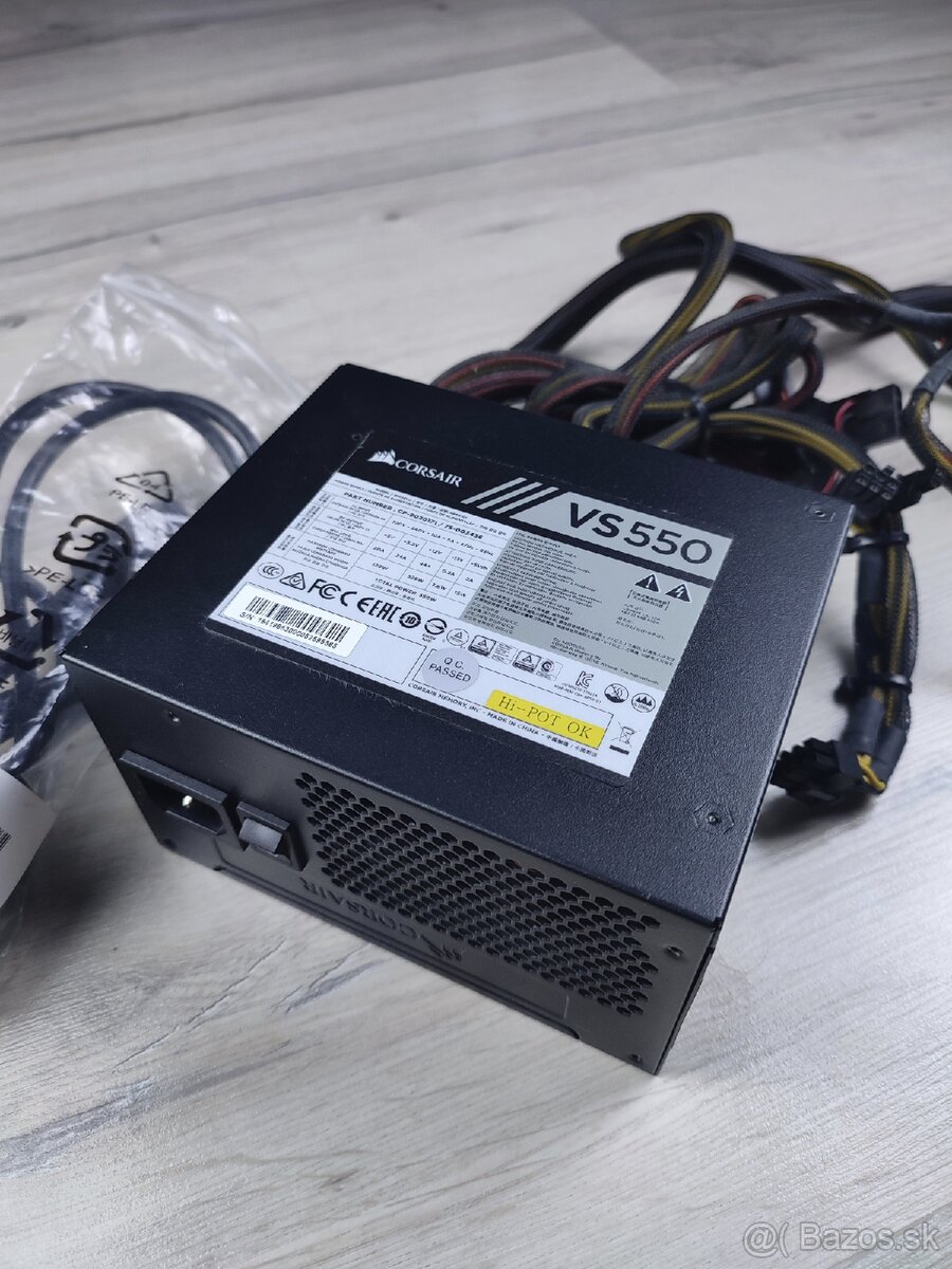 PC zdroj Corsair VS550 (550W, 80+) - 3