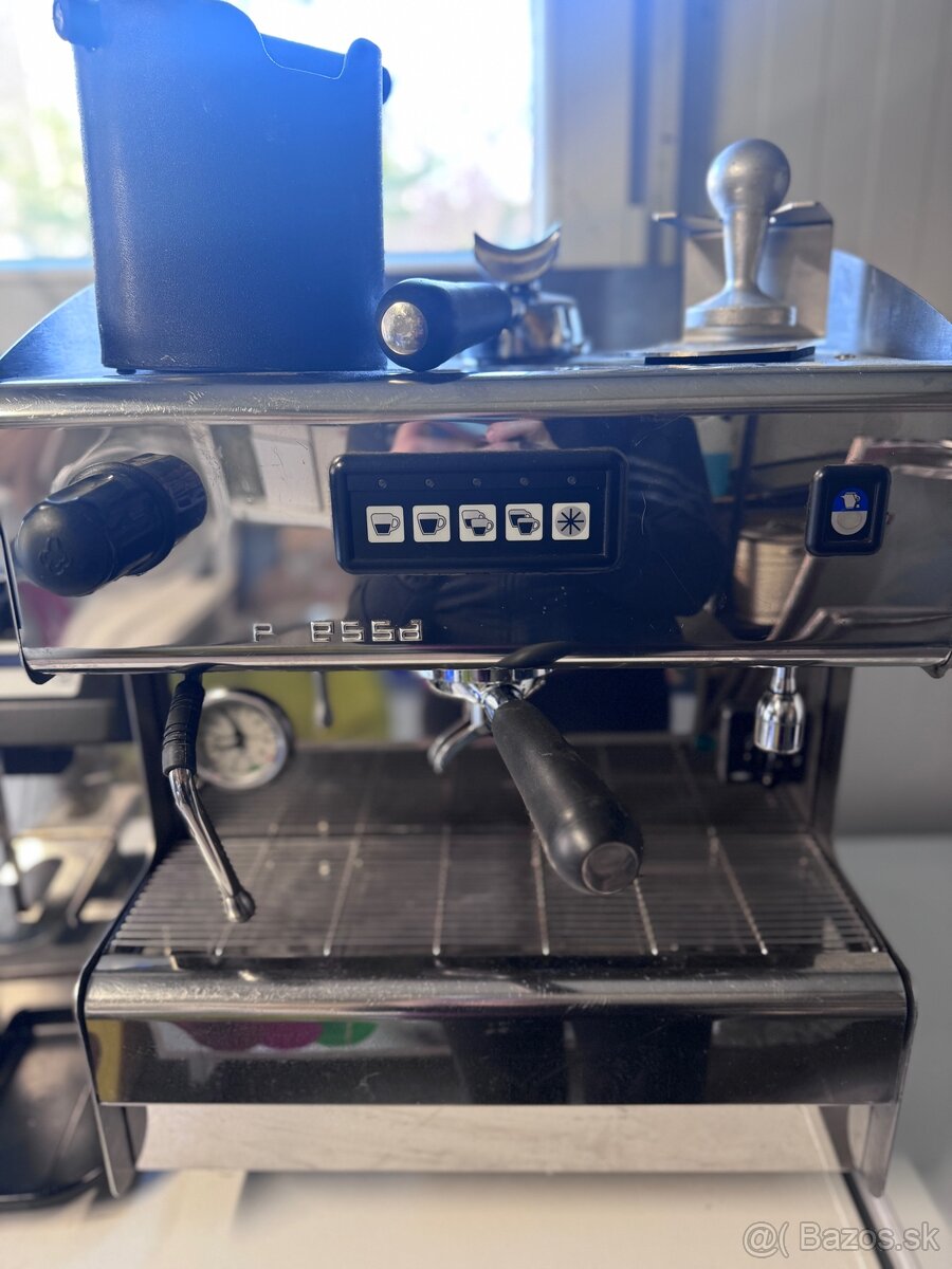 Set kávovar+ mlynček+tamper+vyklepávač - 3