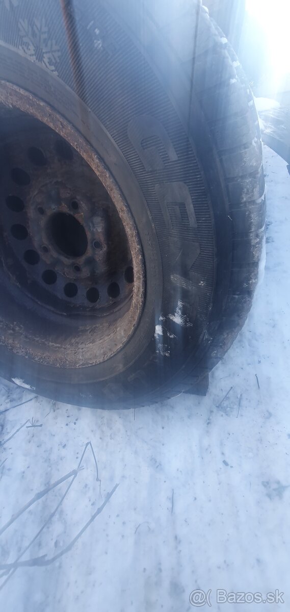 Predam zimne pneumatiky 225/75 R16 - 3