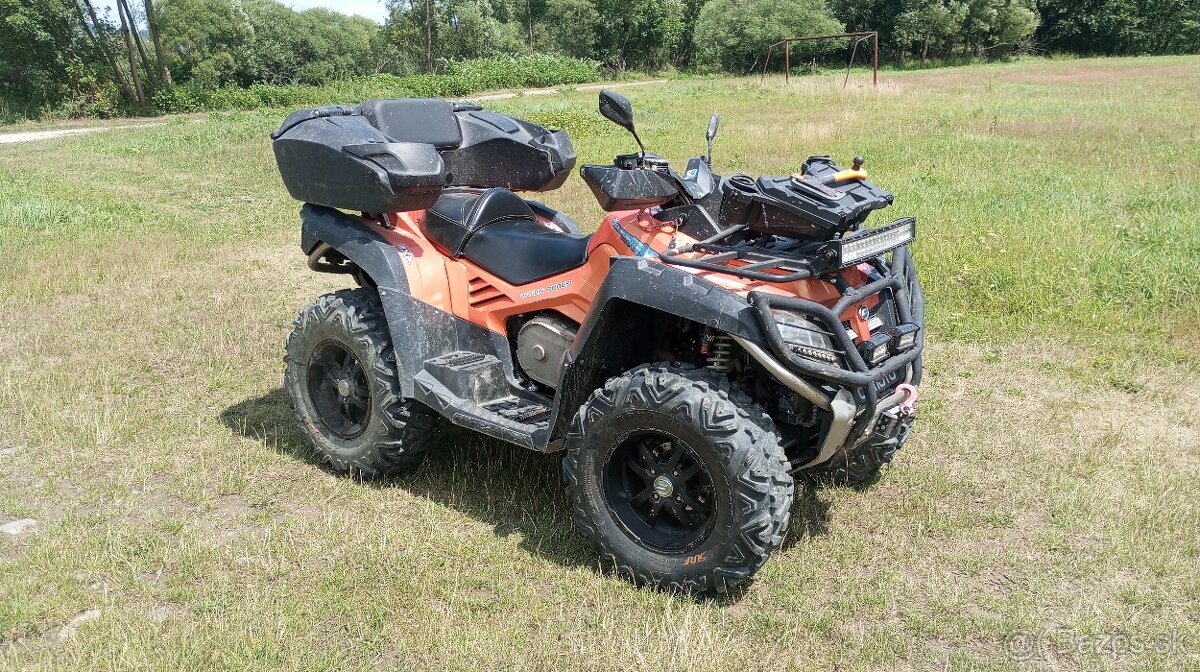 CF Gladiátor X8 800efi
