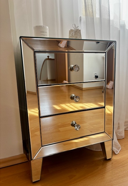 Zrkadlová komoda - 3