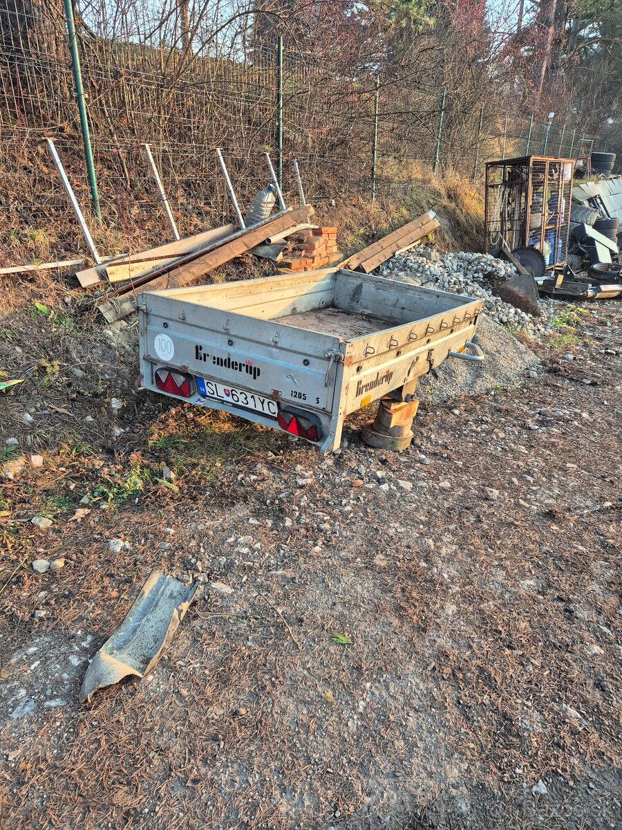 Predám prívesný Vozik - 3