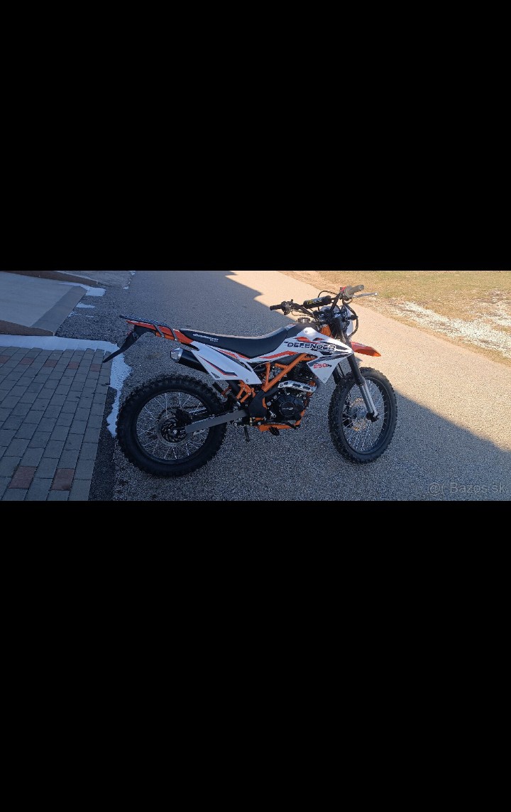 Defender 250R 2025 - 3