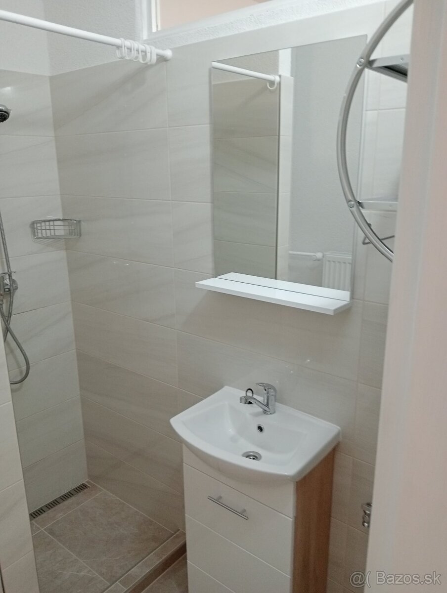 Prenájom 1-izbový byt - 3