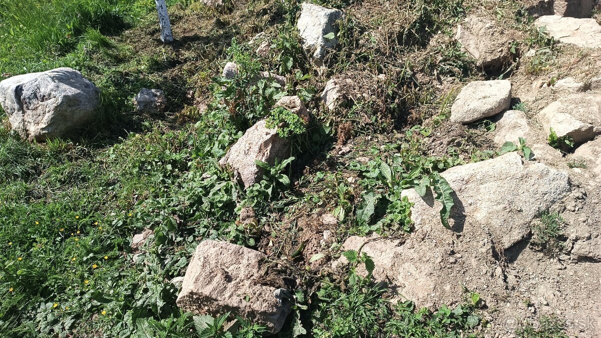 Stavebný kameň a zemina na zásyp - 3