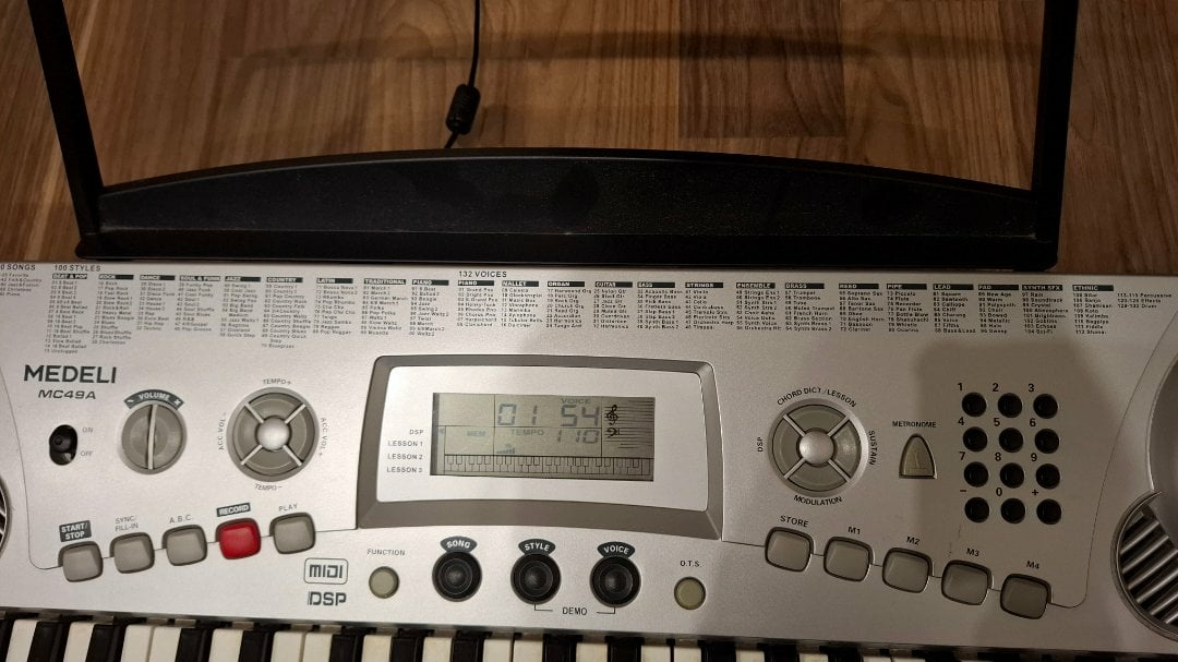 Prenosný elektrický keyboard ( klavír) Medeli MC49A - 3