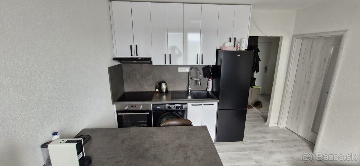 1izbový byt - juh Topoľčany 450eur - 3