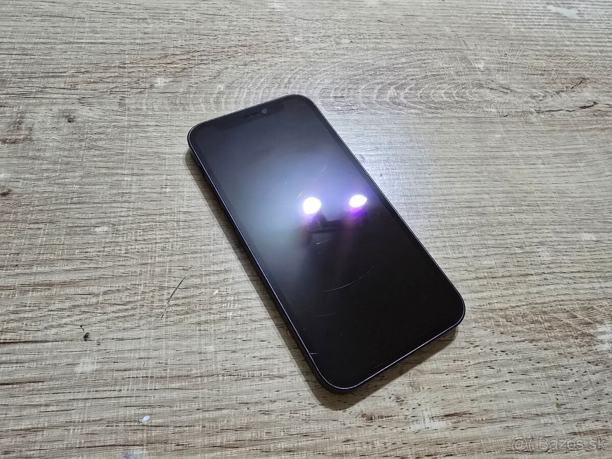 Iphone 12 mini s novou bateriou a 100 percentnym zdravym pln - 3