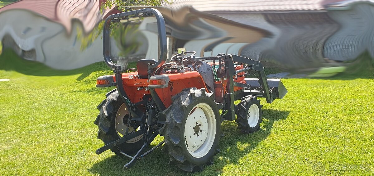 Predám malotraktor Hinomoto nx23 - 3