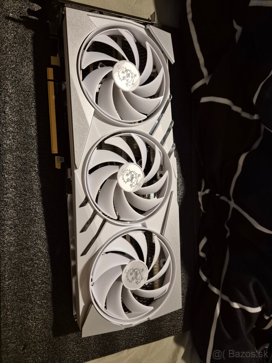 Msi 4070 super Gaming Slim - 3