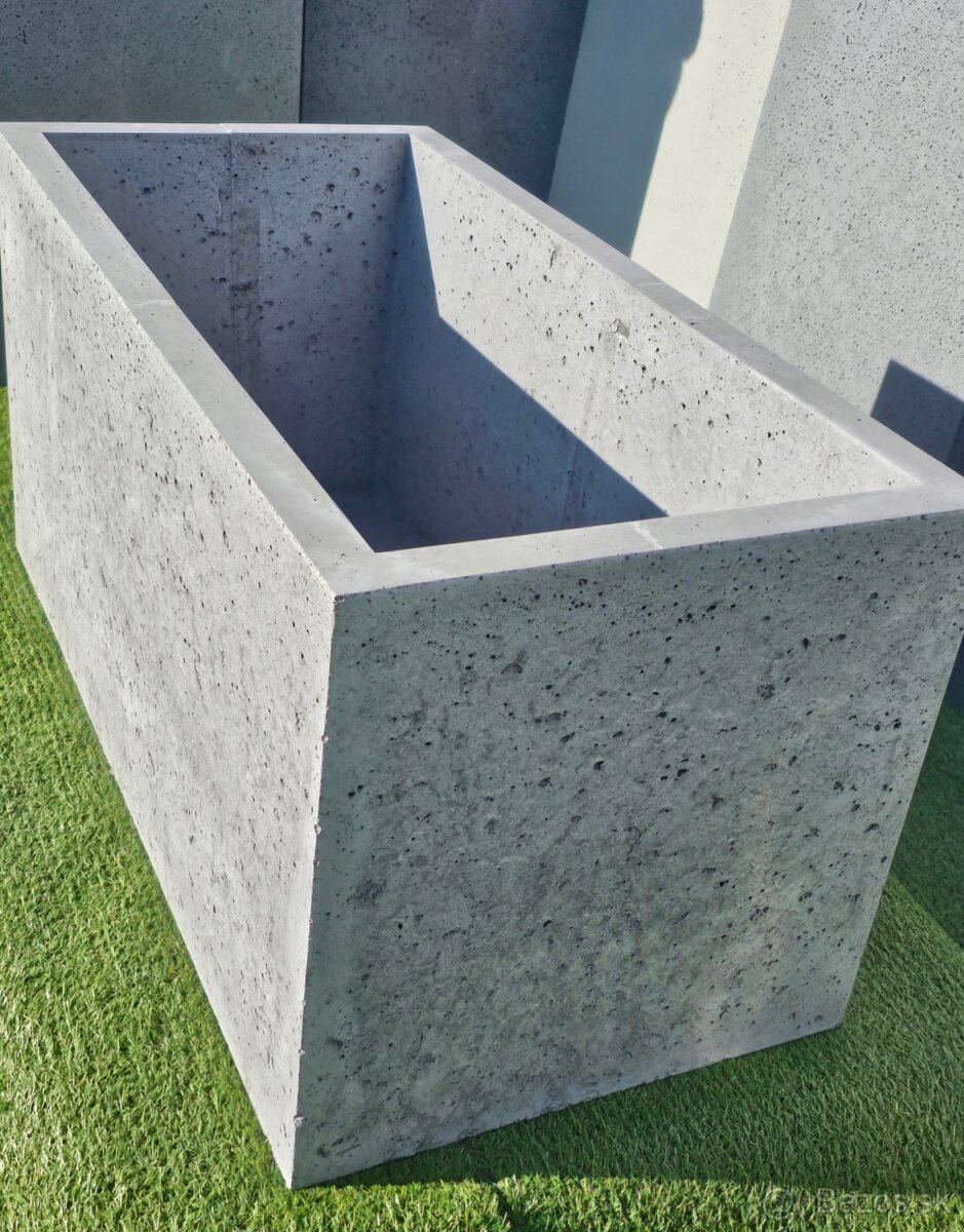 Betónový Kvetináč - 3