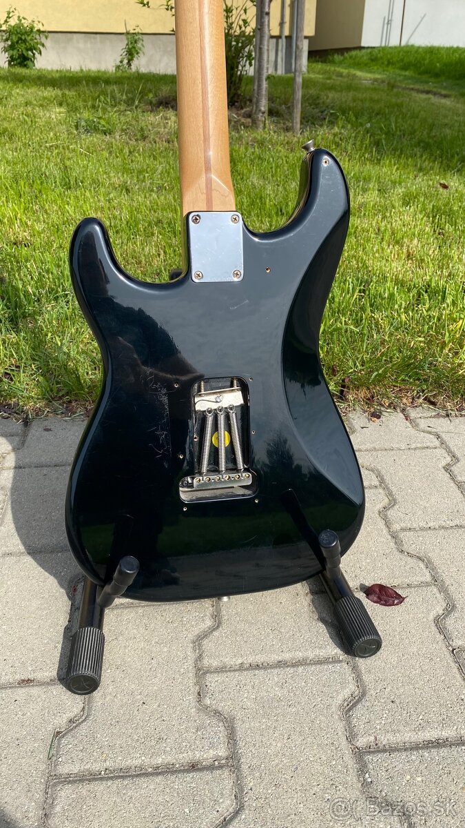 Fender Stratocaster - Mexico - 3