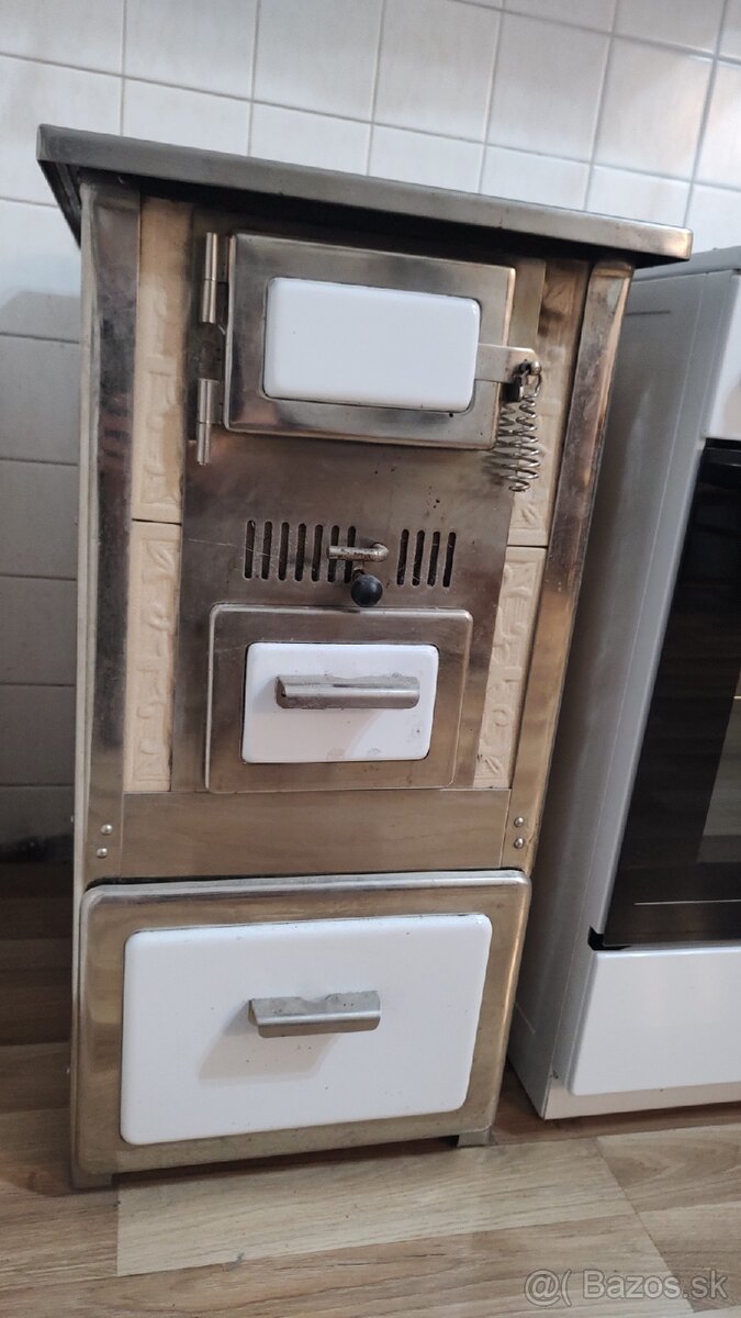 Predám kachlovu pec - 3