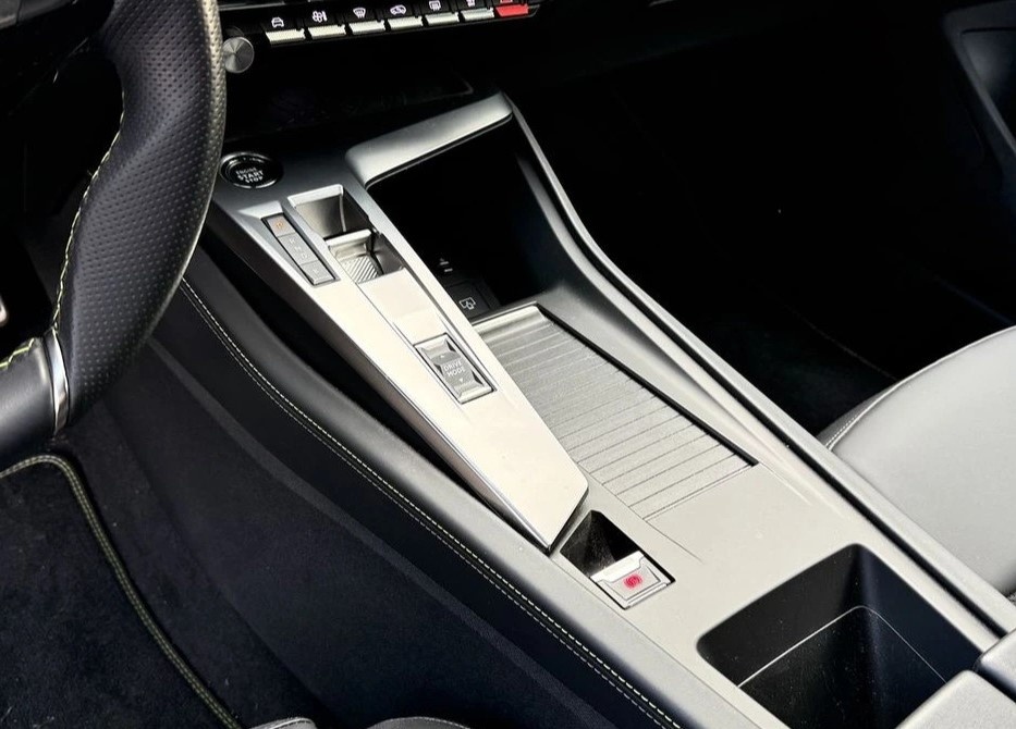 Peugeot 308, GT, HYBRID - 3