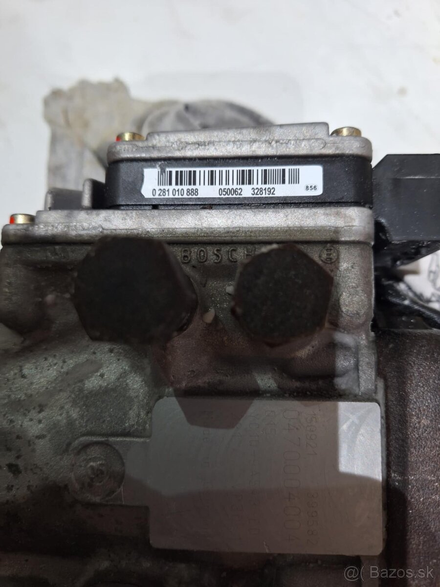 Vstrekovacie čerpadlo BOSH - 3