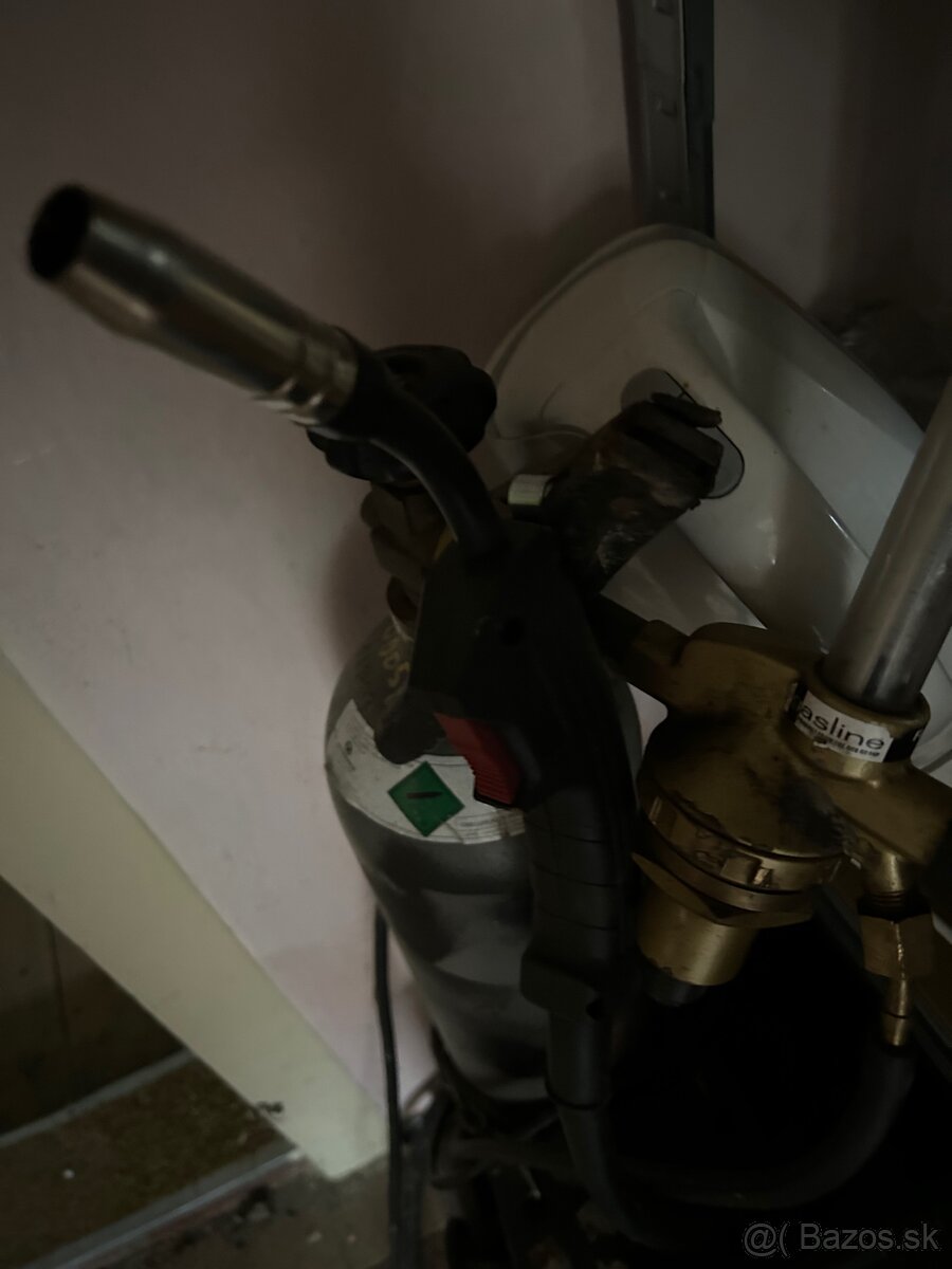 Zváračku dielňa co 2 - 3