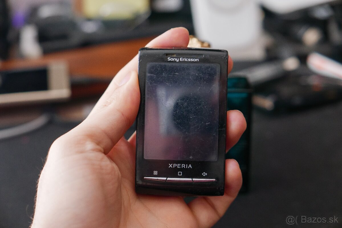 Sony Ericsson Xperia X10 Mini - 3