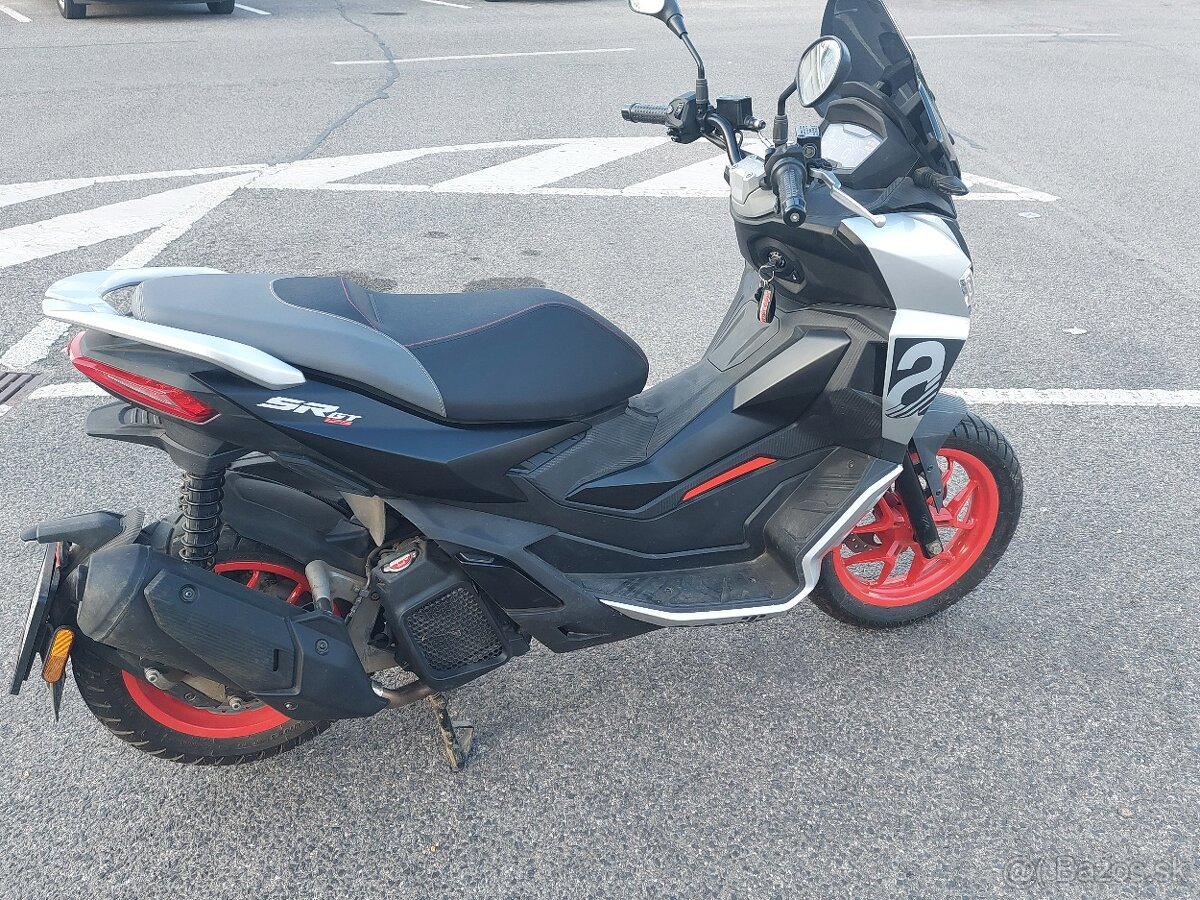 Aprilia SR GT 125 – ako nová, len 1 800 km - 3