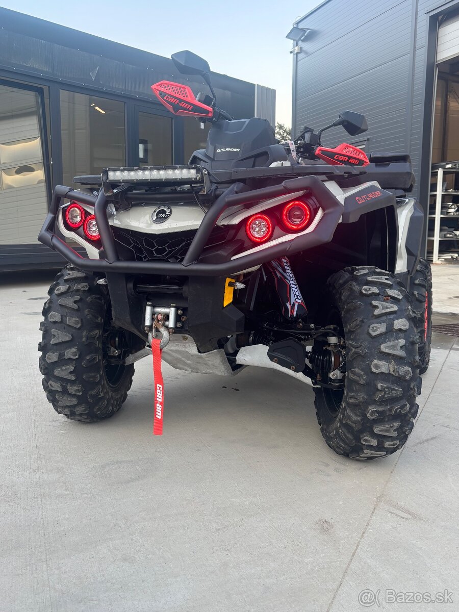 Can-Am Outlander 1000R