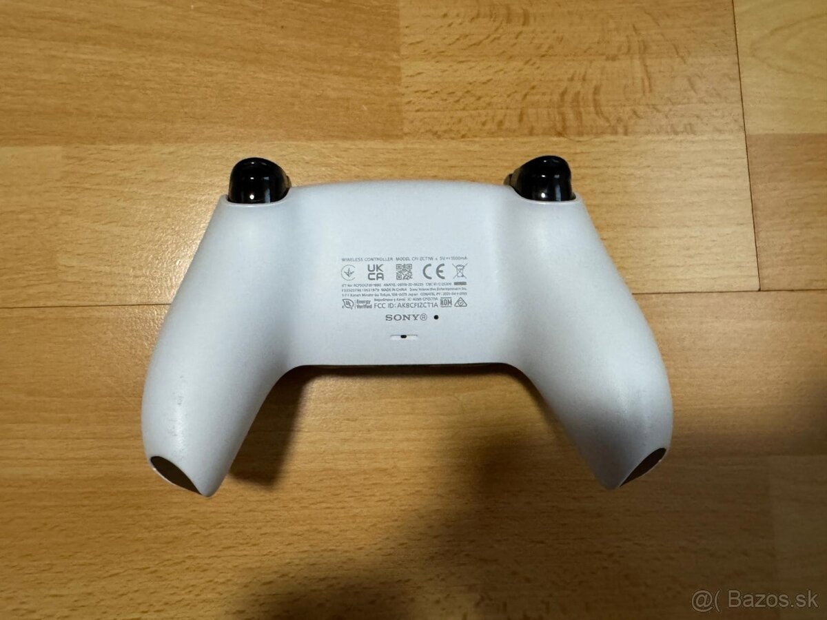 PlayStation 5 DualSense - bezdrôtový ovládač biely - 3