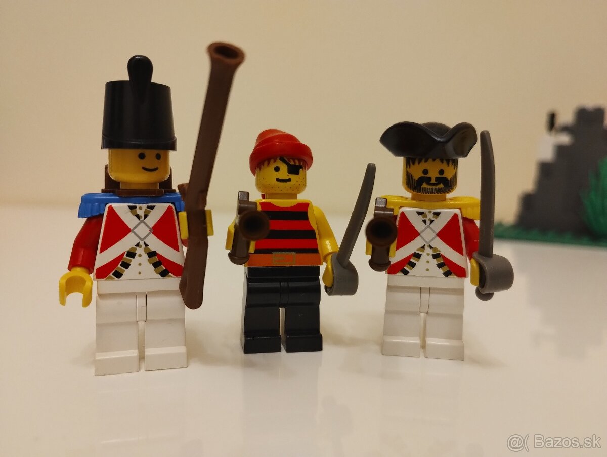 LEGO Pirates 6266 Cannon Cove - 3