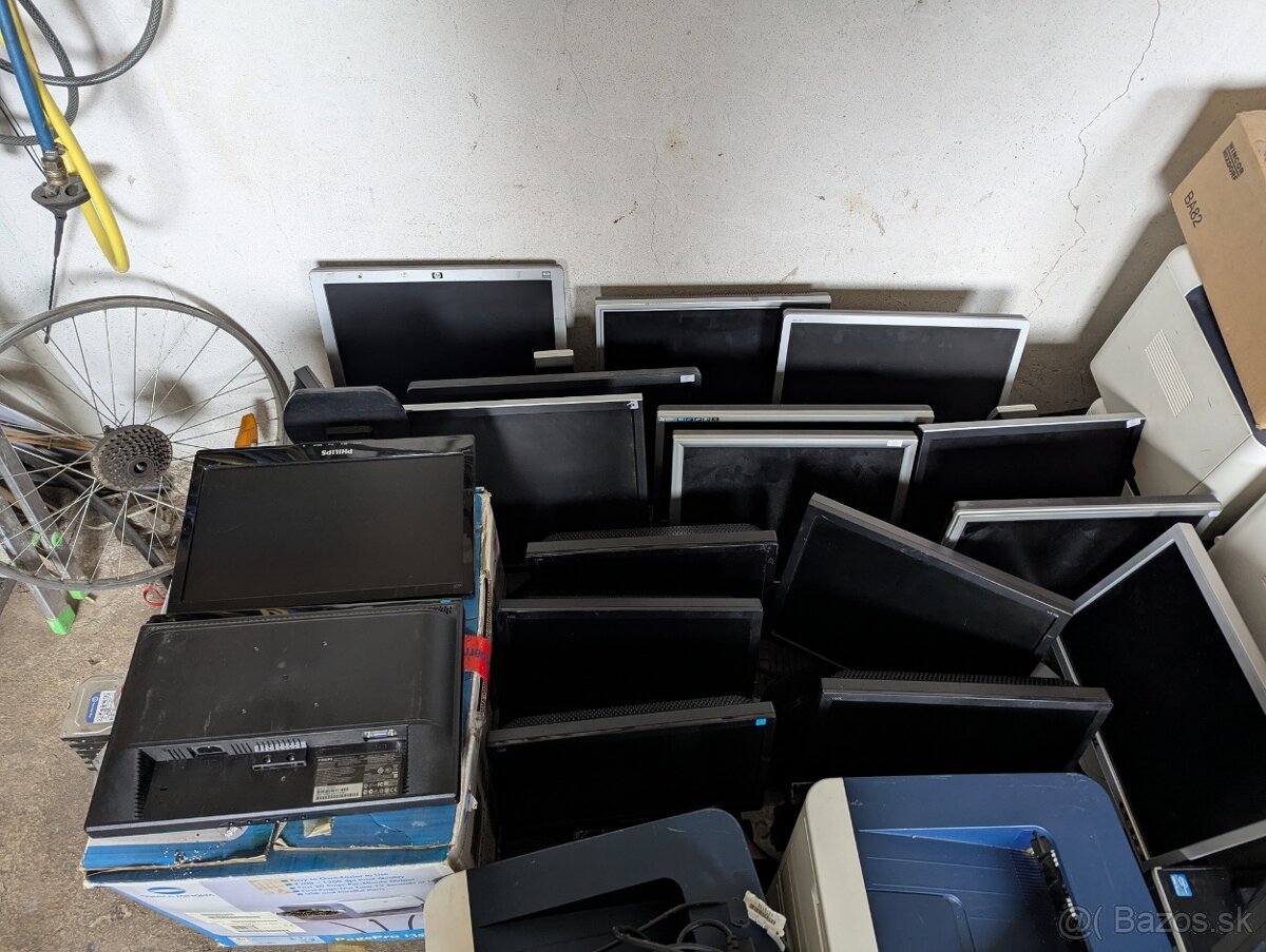 LCD Monitory - Mix značiek (Philips, Acer, Dell, HP) - od 5€ - 3