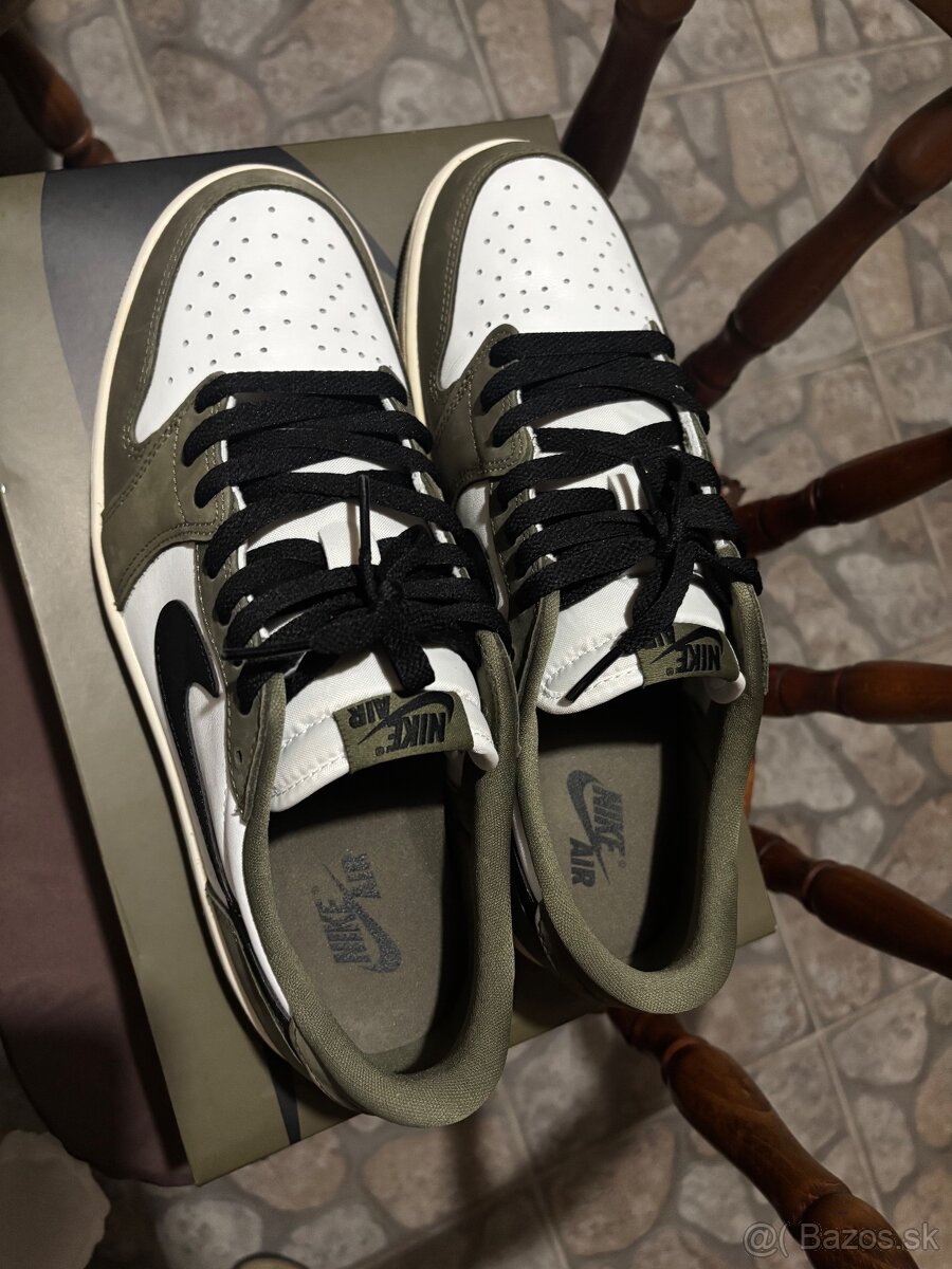 Nike Air Jordan 1 Retro Low Medium Olive - 3